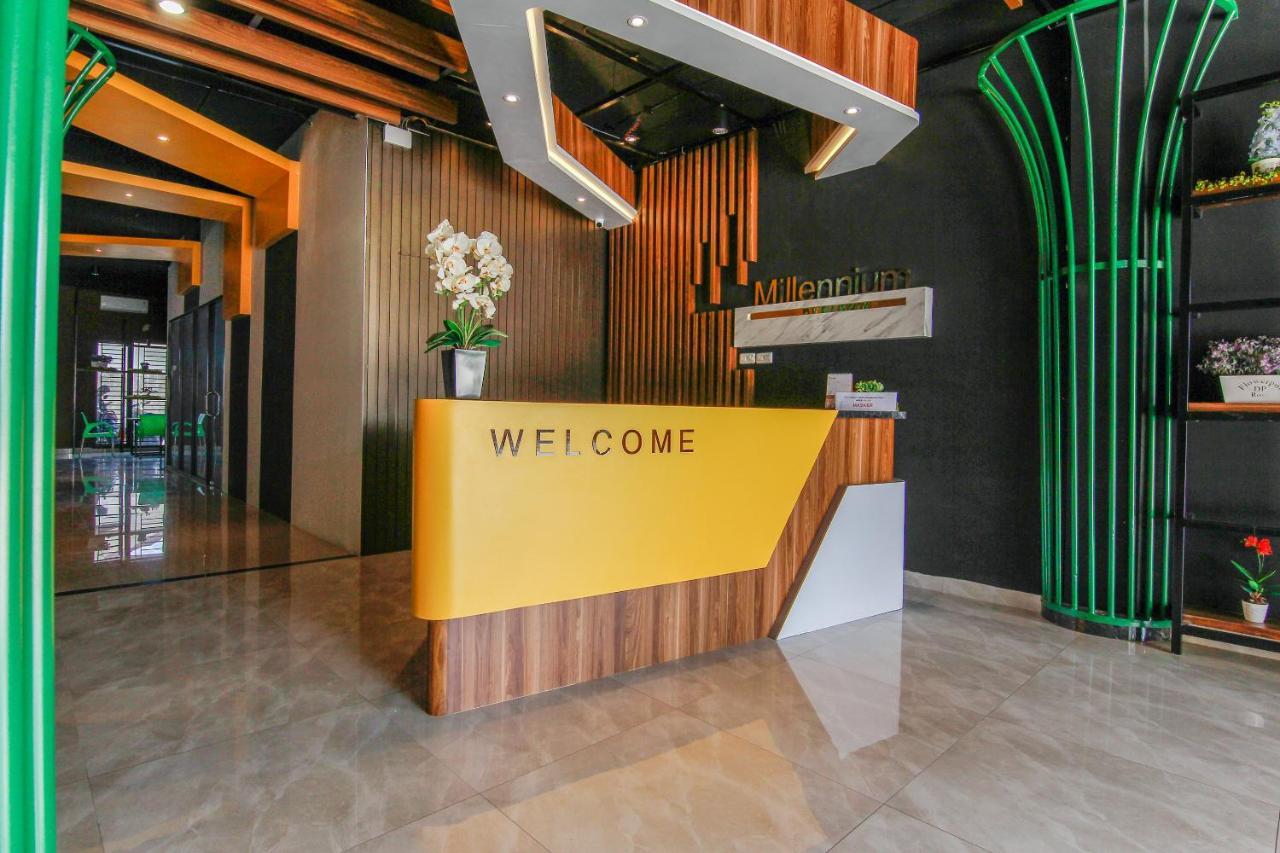 Capital O 3476 Millenium Inn 棉兰 外观 照片